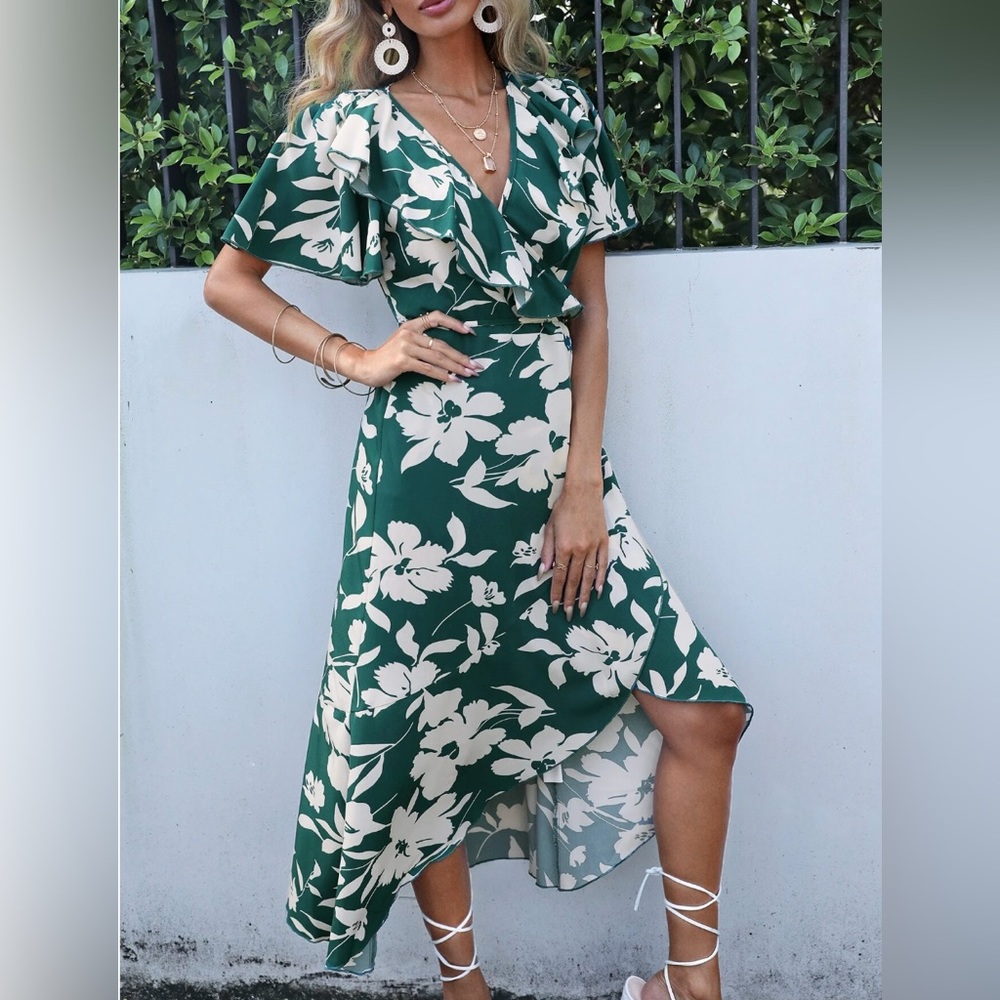 Boho Green Floral Print Butterfly Sleeve Wrap Hem Dress